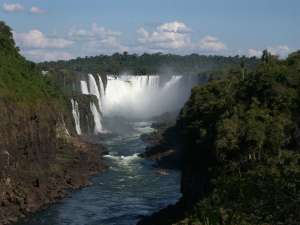 Cataratas_Garganta lejo